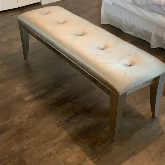 Bench - Picture 3 of 3